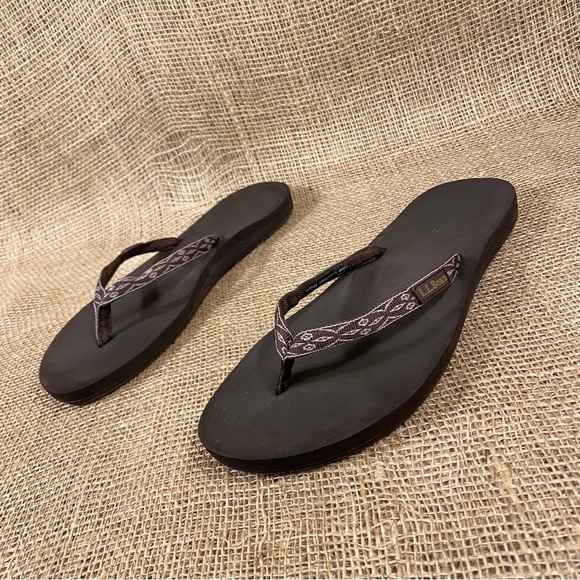 L.L. Bean Shoes - LL Bean Flip Flops Sandals  Thong Slides Brown Size 9
